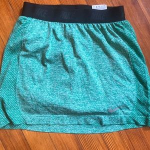 Nike Dri-Fit Green Golf Skort